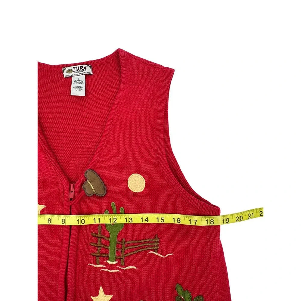 Tiara‎ International Sweater Vest Large Red Western Cowgirl Cactus Zip Vintage